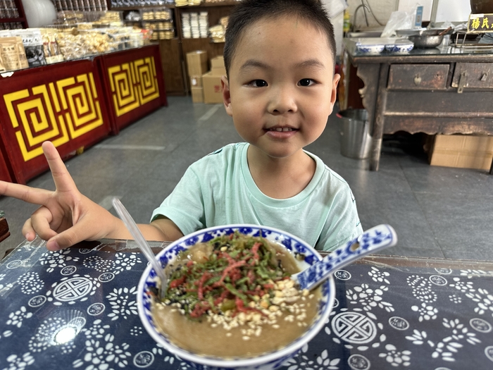 这个暑假，跟着“蒙娃”探泉城