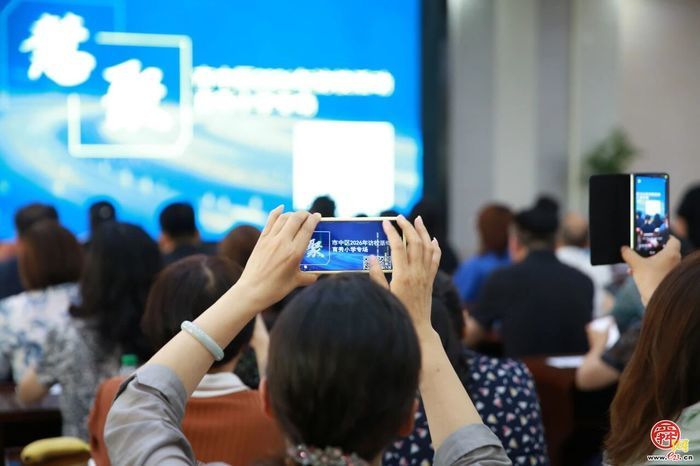 “慧聚”——市中区第八期访校活动走进育秀小学