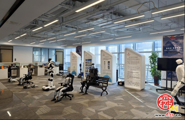 强省会建设丨机器狗巡电站：智瞰深鉴的AI突围