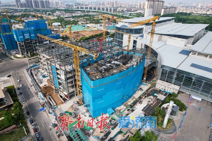 抢抓假期施工窗口期 西客站片区在建“第一高”建设提速
