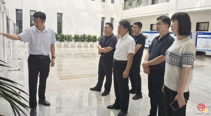 章丘区打造“强导服、优窗口、快审批” 政务服务新生态