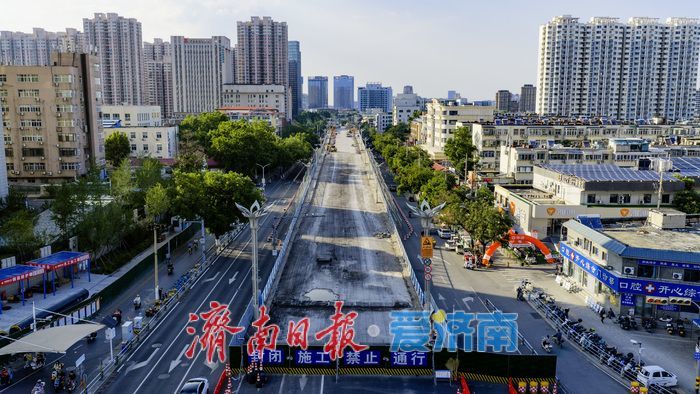 济南纬二路跨铁路天桥全力推进升级改造 智慧管控护航民生出行