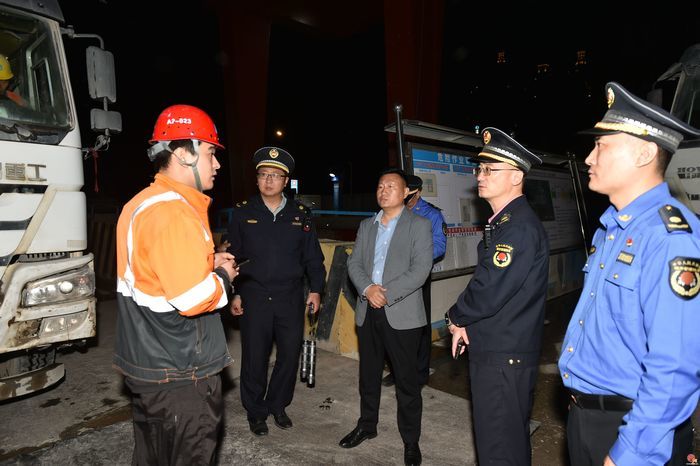 “城”心护航 “静”候佳音 济南城管开启静音服务月护航双考