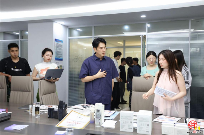 林依轮泉城好品溯源直播专场系列活动成功举办