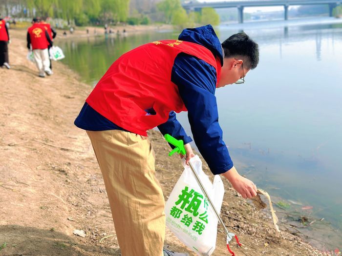 跟着项目看水网 护水节水共行动——小清河服务处举办2026年“世界水日”“中国水周”主题宣传活动