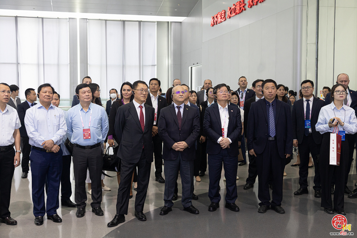 打造“国际重工”：以长期主义的信念，坚定迈向全球化发展