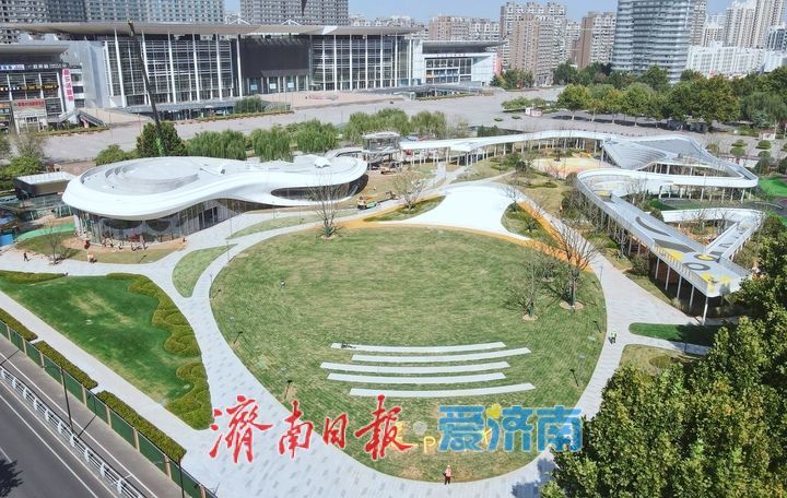 项目强省会｜打造“城市活力客厅”，济南国际会展中心前广场华丽转身