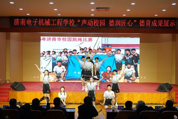 三点挖掘育匠心，三成目标谱新篇——济南电子机械工程学校“声动校园 德润匠心”德育成果展示活动圆满落幕