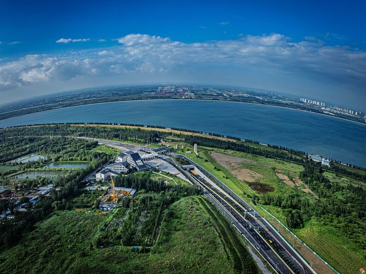 济南济泺路北延黄河隧道建成通车