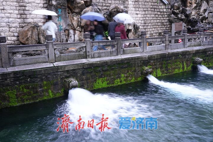 因泉城路道路施工，10月10日起济南10条公交线路临时调整部分运行路段