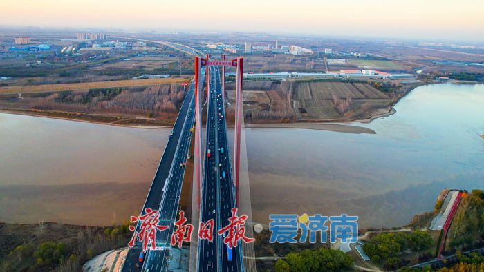 项目强省会｜京台高速公路齐济段改扩建项目加速推进，预计年底通车