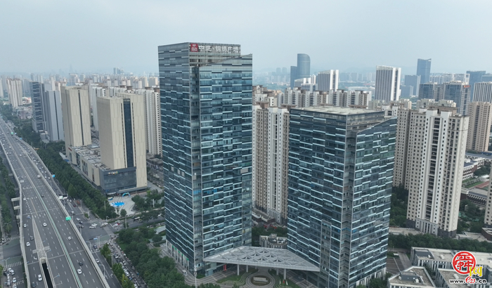 【聚焦济南西站枢纽经济商务区】建筑产业集聚发展  京沪建筑产业园引领新变革