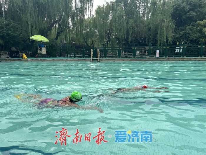 夏日经济新观察：消费热潮奔涌，民生底色愈浓