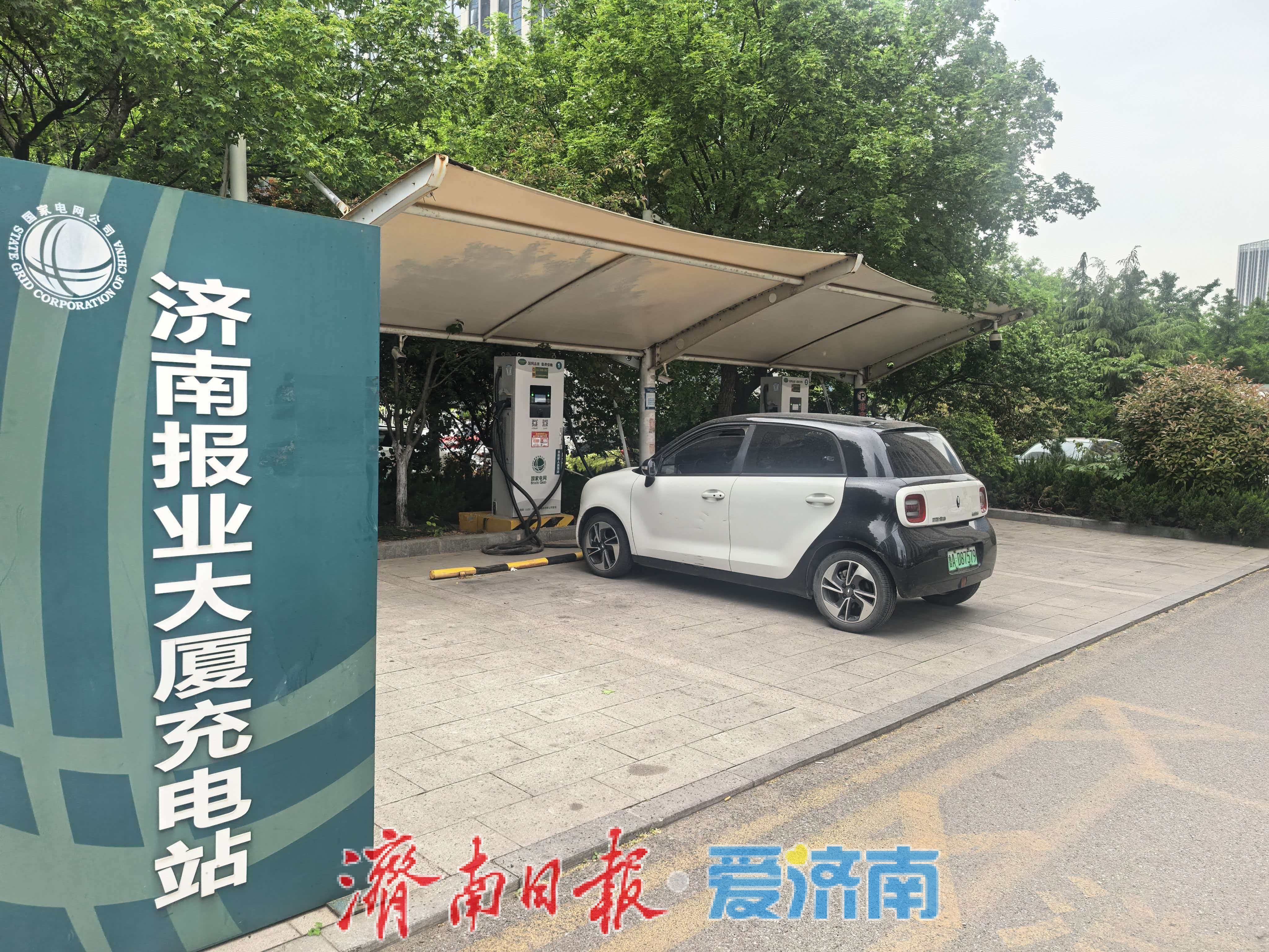 新闻观察：充电桩“占位费”之争本质是规矩成为新矛盾