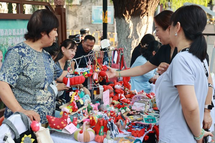 大明湖街道曲水亭社区曲水商盟正式发布 第十三届民俗文化艺术节精彩启幕