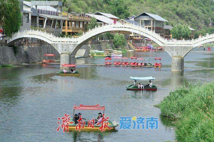 一年四季·泉在济南 