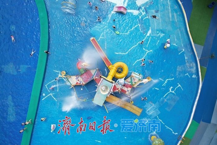 泉城公园水上乐园乐享清凉