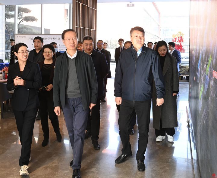 韩金峰走访联系服务企业