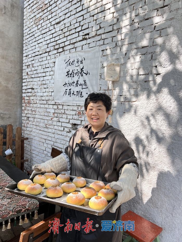 探访藏在村子里的“顶流”面包店：窑火麦香里的乡村振兴新叙事