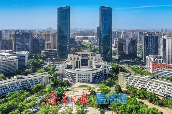 场景持续“上新”，AI赋能产业“聚木成林”！济南已有24个大模型通过国家网信办生成式人工智能服务备案