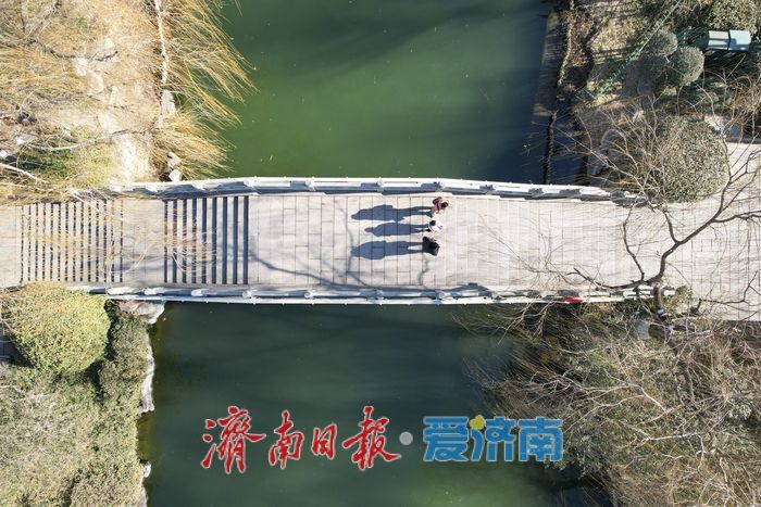 济南大明湖冬日风景美如画