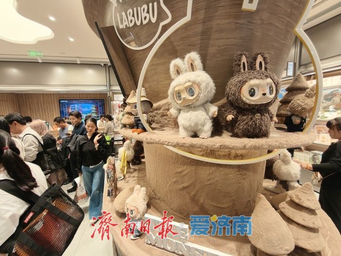 “潮玩经济”热度攀升注活力