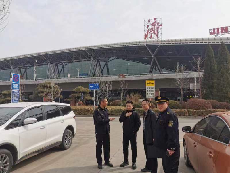 济南机场设置电子围栏规范网约车秩序