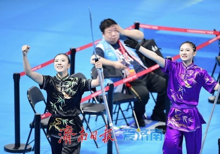 山东队夺得十五运武术套路混合团体金牌