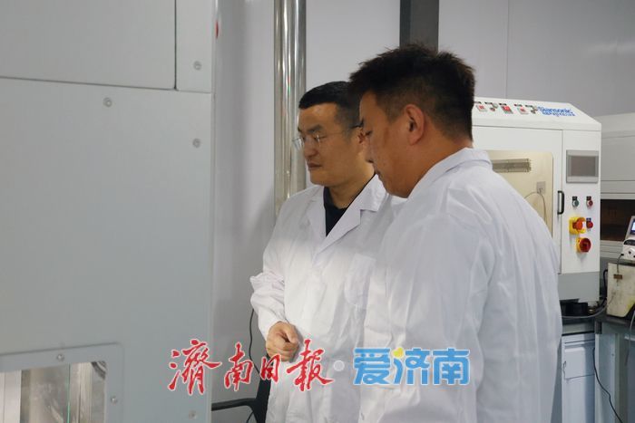 项目赋能 生产线上的新动能丨国内率先突破兆瓦级PEM电解水制氢技术 打破国外核心技术垄断！济南领跑绿氢装备国产化新赛道
