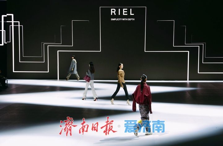 图集：“泉河映裳 泺启新程”2026济南时装周启幕