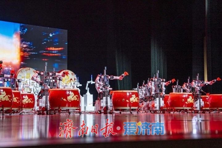 趵眼丨山东，为何要给机器人办春晚？