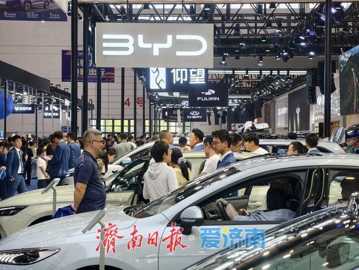 惠民政策激活消费热潮，国产新能源汽车成市场硬核担当