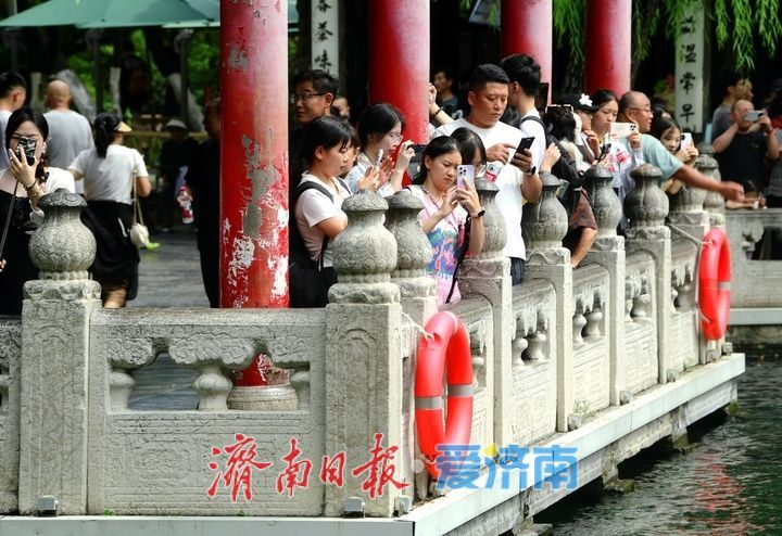 一年四季 泉在济南丨水涌若轮，趵突泉实现连续喷涌22周年成定局
