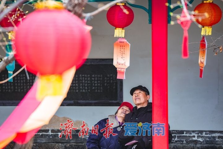 3000条灯谜挂满遐园，大明湖畔上演“元宵节国风秀”