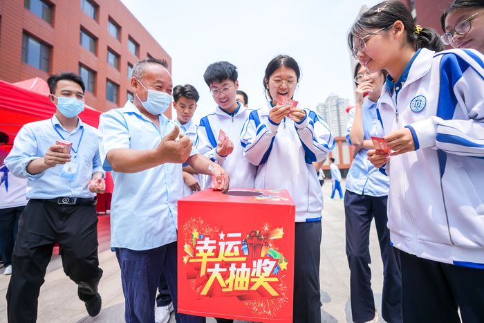 山东省实验中学首届校园美食文化周美味来袭