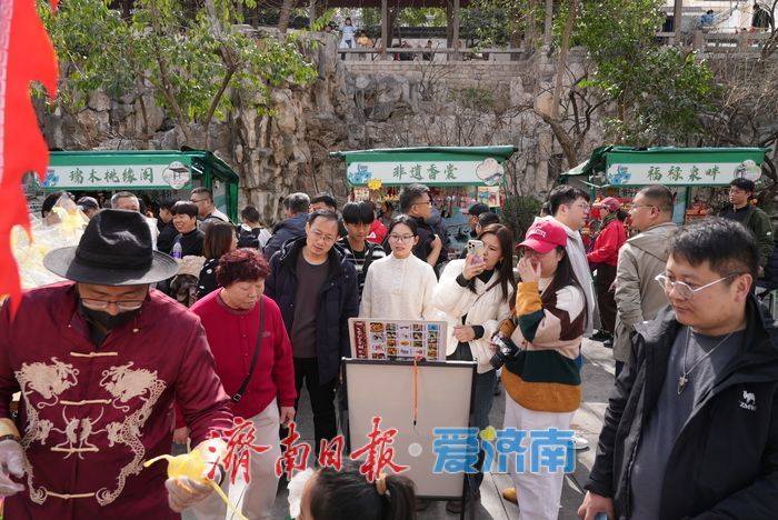 “泉”在济南过大年丨非遗市集年味正浓