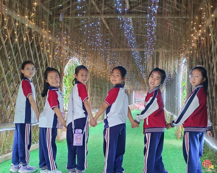 脚下踩泥土 心中藏成长——济南市天桥区枫景小学开启“‘玉’见小美好 节约大行动”主题实践课程