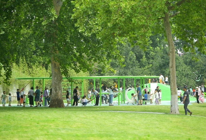 游乐设施一应俱全，济南这处知名景区新添免费“遛娃”好去处