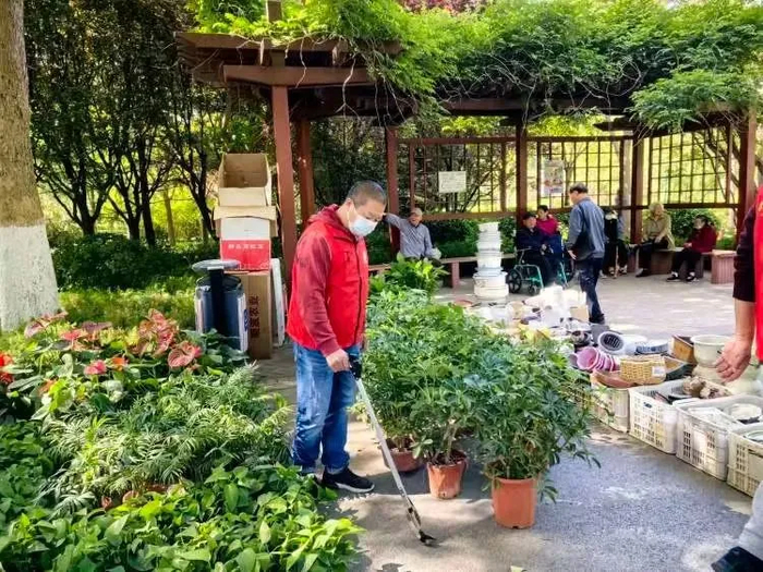 济南“园·林市集”五一专场在花圃公园开市