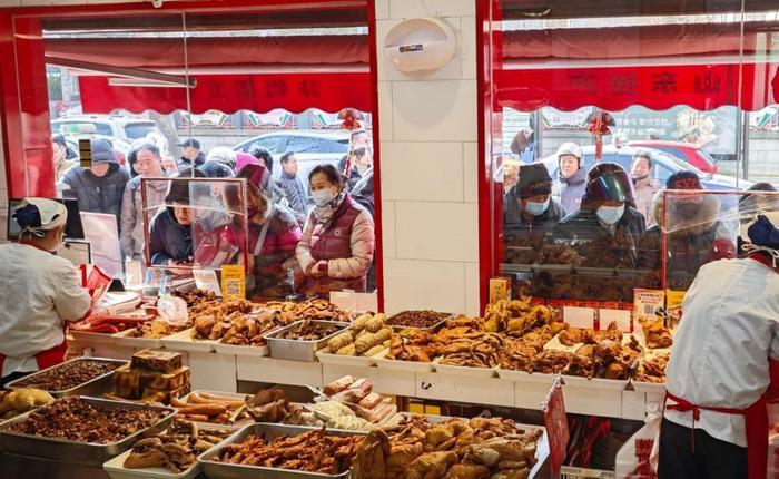 寒风里排了三十年：济南净香园，把非遗做成不变的年味