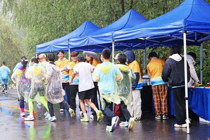 橙子便利：以暖心服务，为泉城全民健身添活力