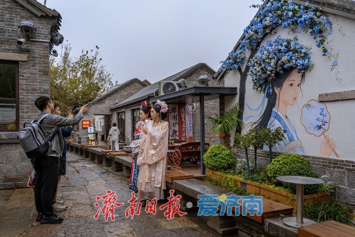 一年四季 泉在济南丨济南西更道街：雨后尽显老街韵味
