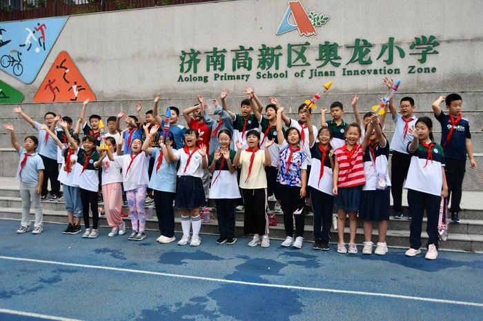 新学期，高新区奥龙小学的“自主快乐Friday课程”再度来袭