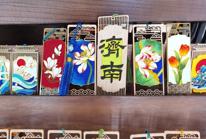 泉城元素无处不在，百花洲“泉”心“泉”意迎客来