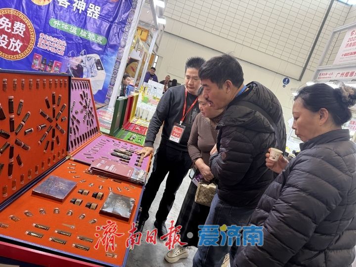 记者现场直击“美博会”：一场展会，何以撬动“美丽经济”