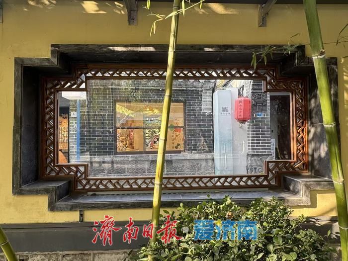 一年四季 泉在济南丨花窗框老街 泉城藏雅韵