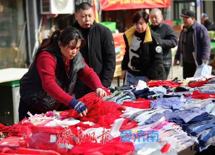 新春走基层｜满集“中国红”，染出年味浓