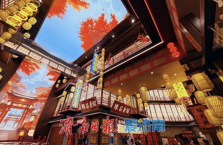 从“歇歇脚”的服务区到“买买买”的会客厅 “过路经济”因何而“火”