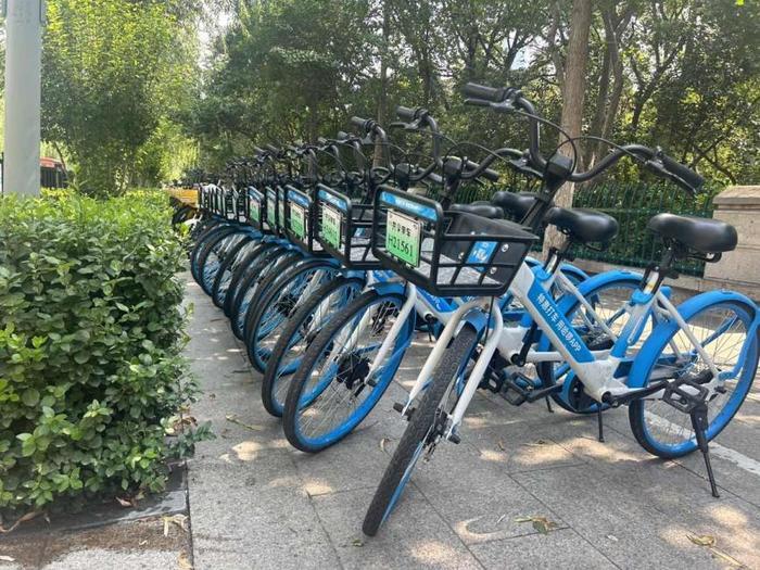 济南启动电子围栏点位优化行动，共享单车“不规范停车”下降七成