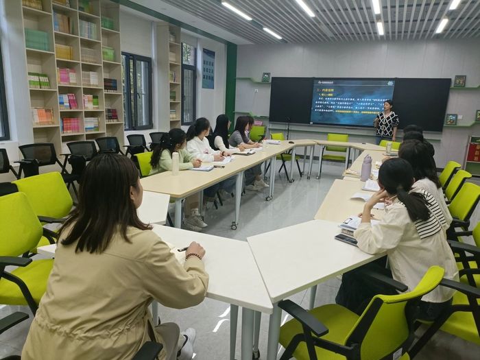 教师也有大练兵！高新区奥龙小学推动教师提升工作开展